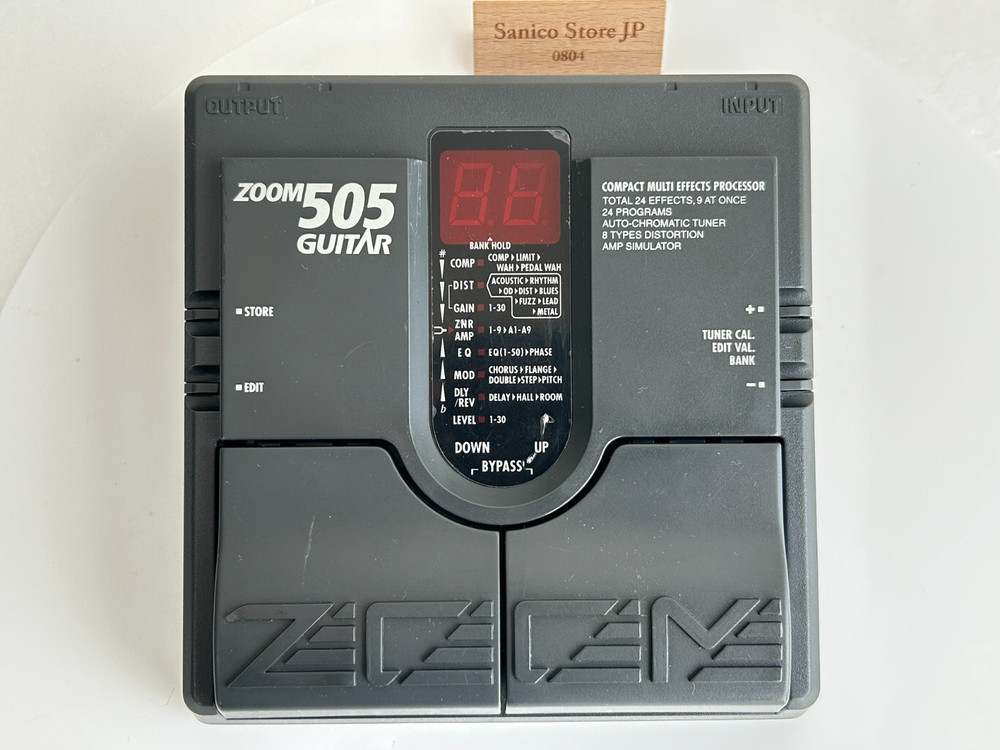 Zoom 505 Guitar Compact Multi Effects Processor, w/ Volume Pedal FP02 Tested
