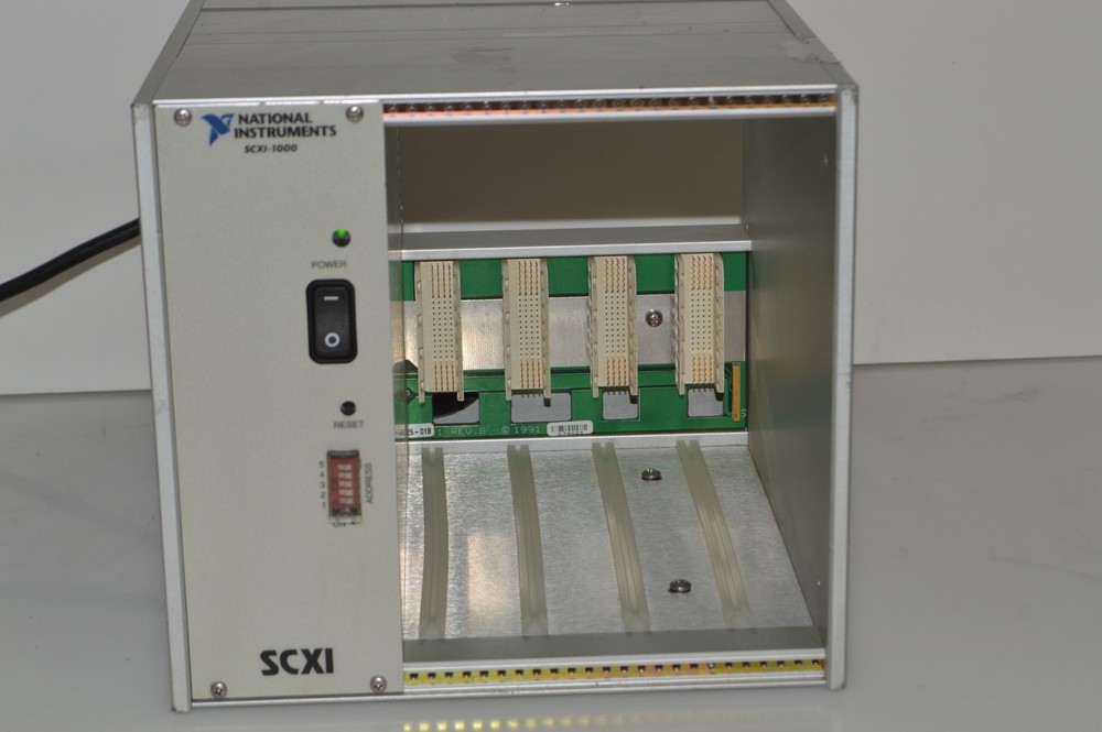 NATIONAL INSTRUMENTS SCXI-1000 DATA ACQUISITION CHASSIS (IRC63)