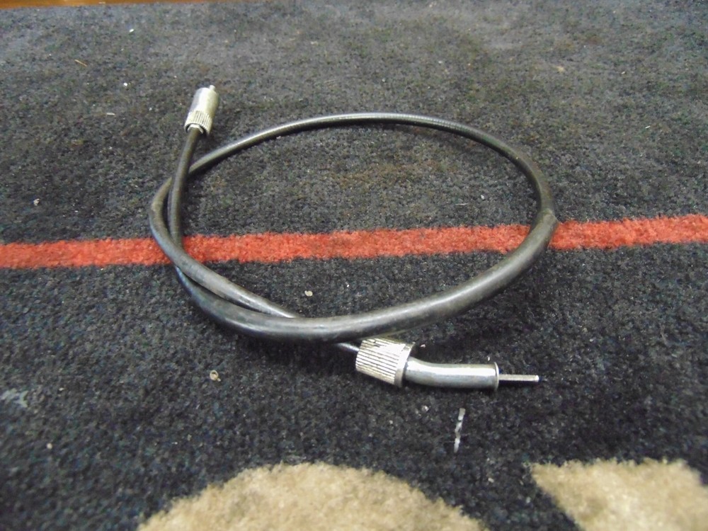 SUZUKI GP100 GP 100 SPEEDOMETER SPEEDO CABLE