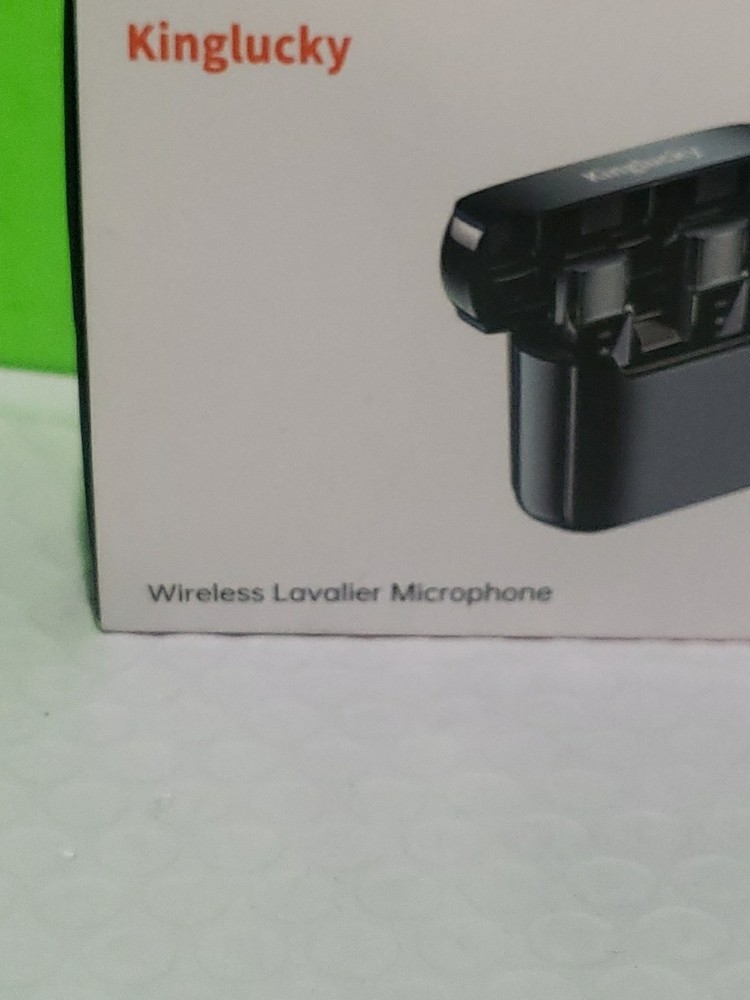 Wireless Lavalier Microphone for Android iPhone 15 Type C Smartphone, 4-Chann