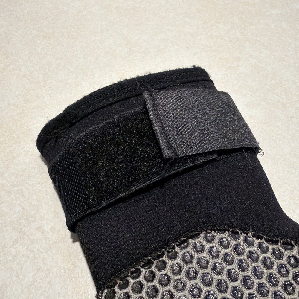 IHK Black Dive Gloves Size Large