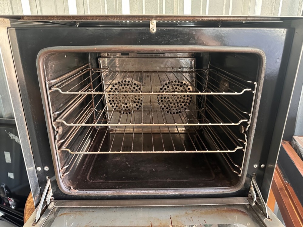 cadco convection oven model OV-400