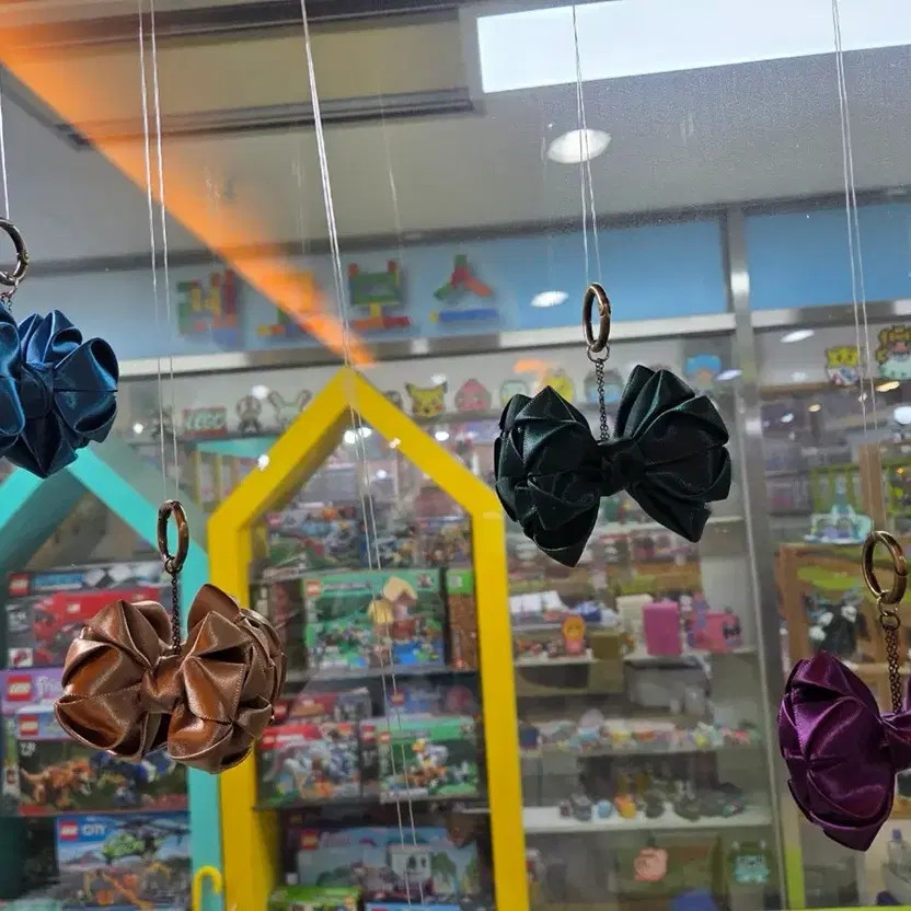 Cloud Bag + Ribbon Keyring Set, New