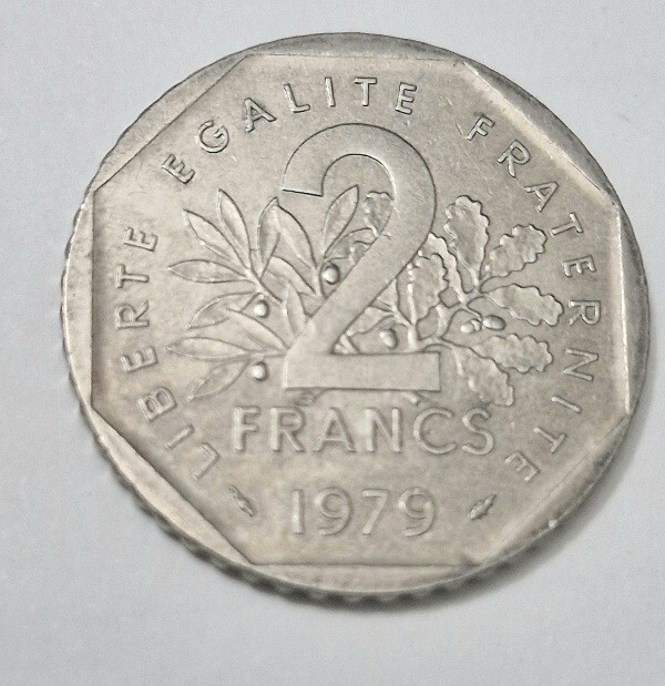 4 Foreign mixed Collectable coins