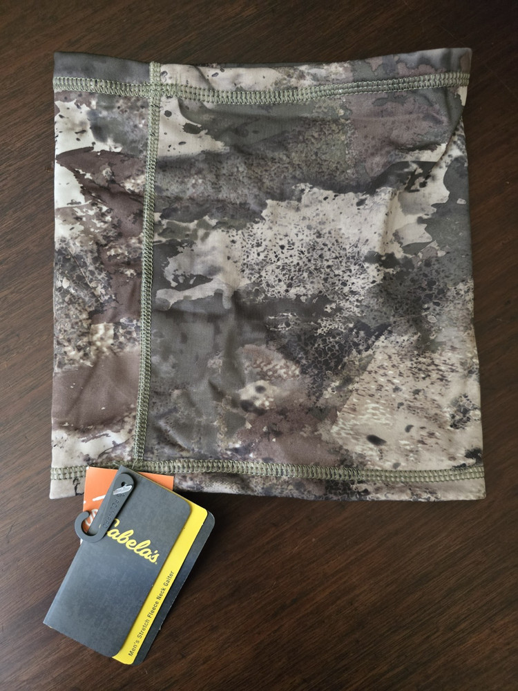 Cabela's Stretch Neck Gaiter Polygiene Odor Control o2 Octane Camo NWT