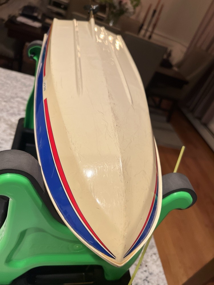 Moroso High Speed RC Boat Without Battery Untested.With transmitter/ Receiver