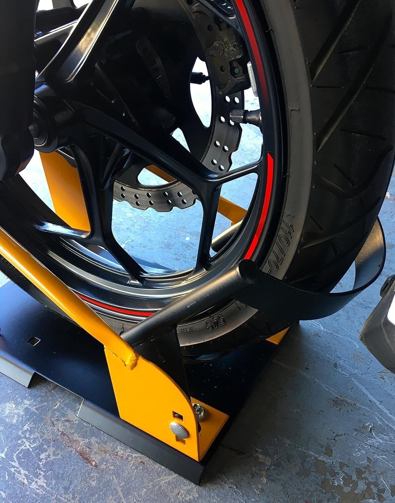Solo Strap-Down Wheel Chock for Standard Motorcycles - Secure Transport Solution