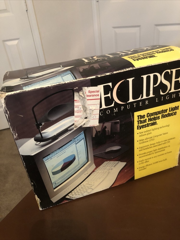ECLIPSE COMPUTER LIGHT •Reduces Glare & Eyestrain •Ergonomic •Easy to Mount