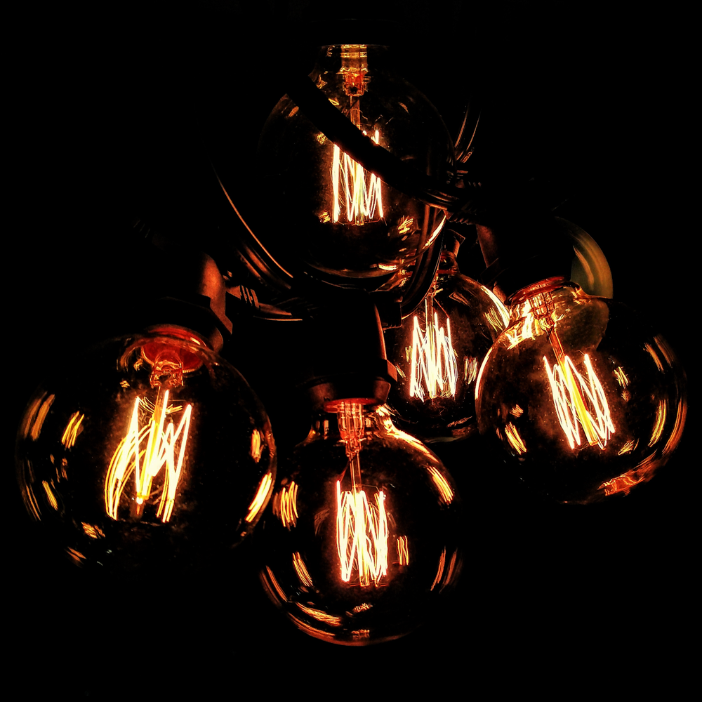 Box of 25 G60 Lantern Edison 7W C9 E17 Vintage String Light Replacement Bulbs