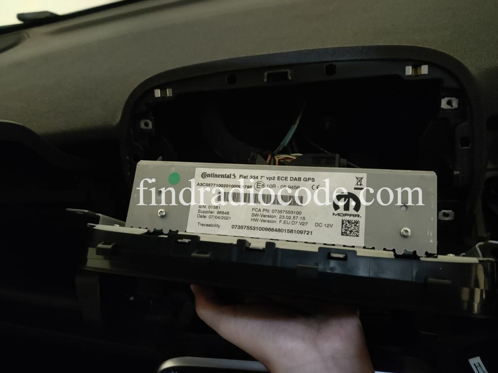 VP2 7 or 5 inch A2C A3C radio display anti theft code small label READ Descript