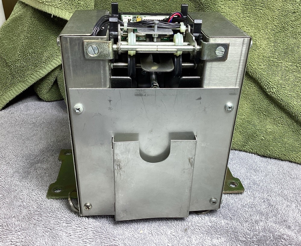 STANDARD CHANGE-MAKERS INC. BILL ACCEPTOR SYSTEM 600 FST