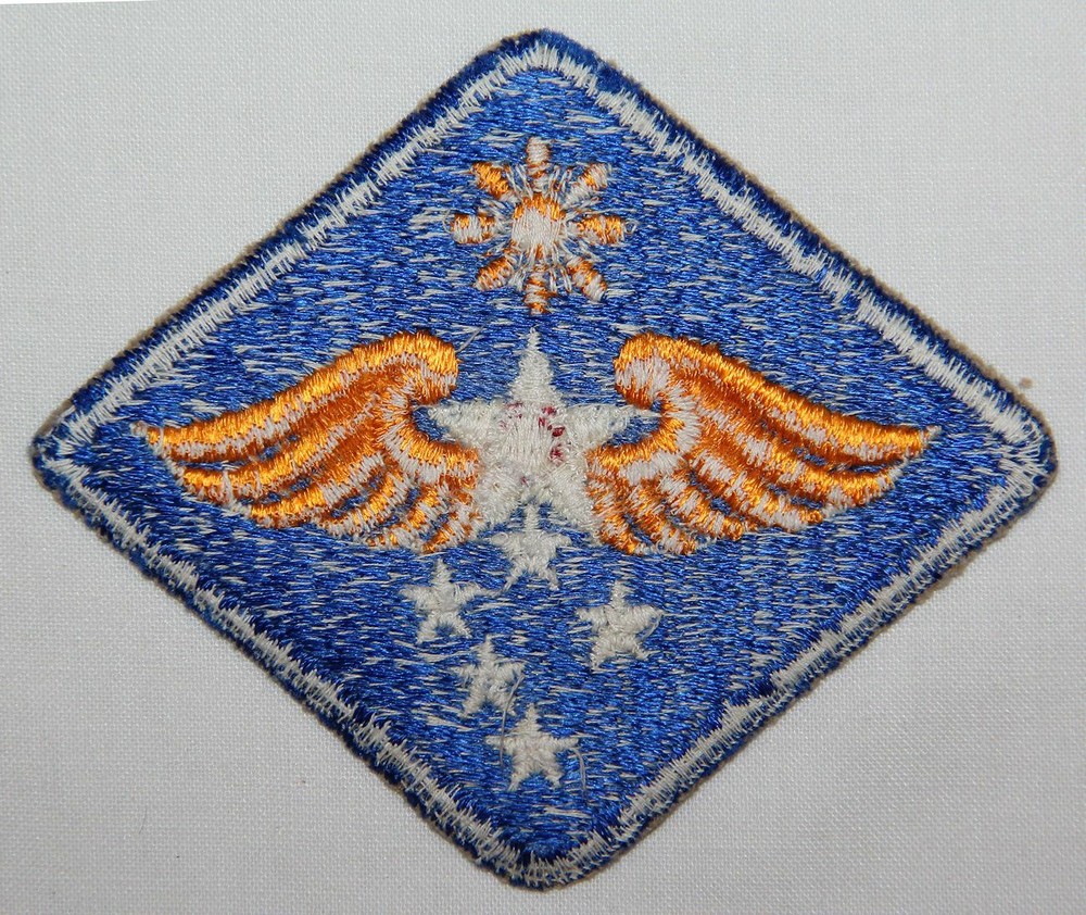 ORIGINAL WWII AAF FAR EAST AIR FORCES PATCH, NICE WHITE BACK