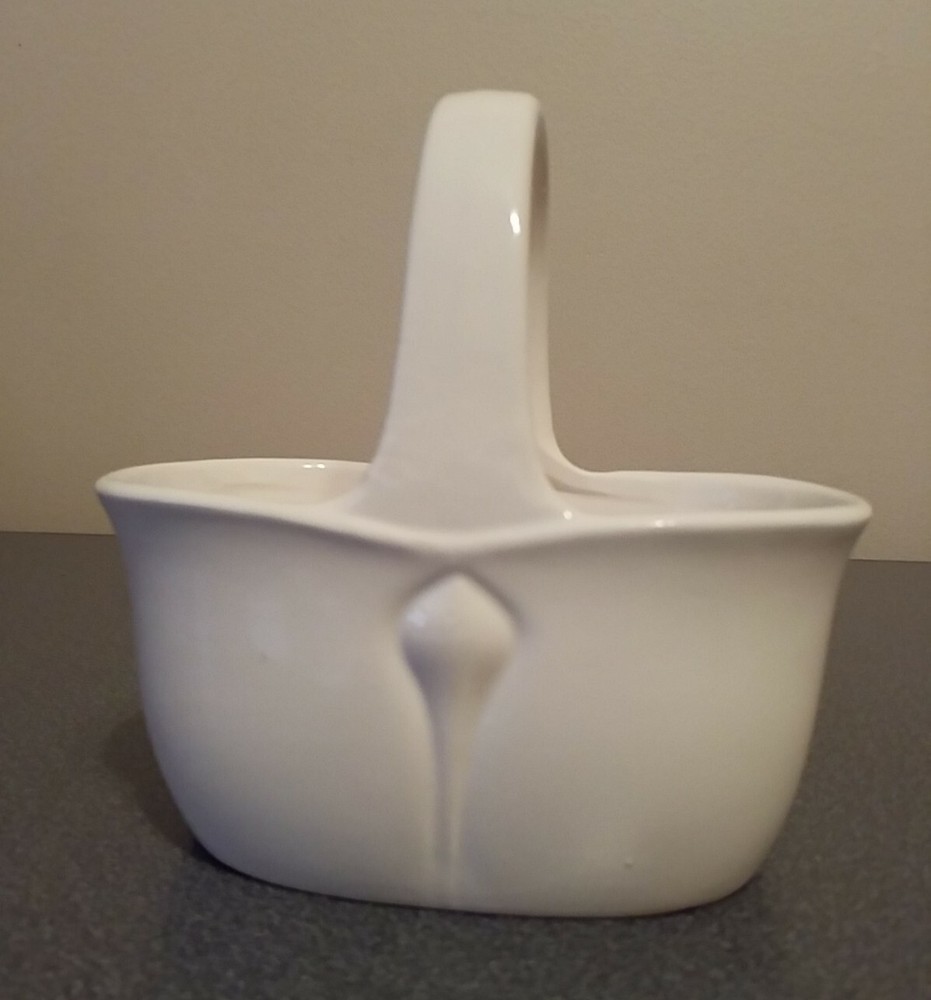 Napco White Basket Planter #3117
