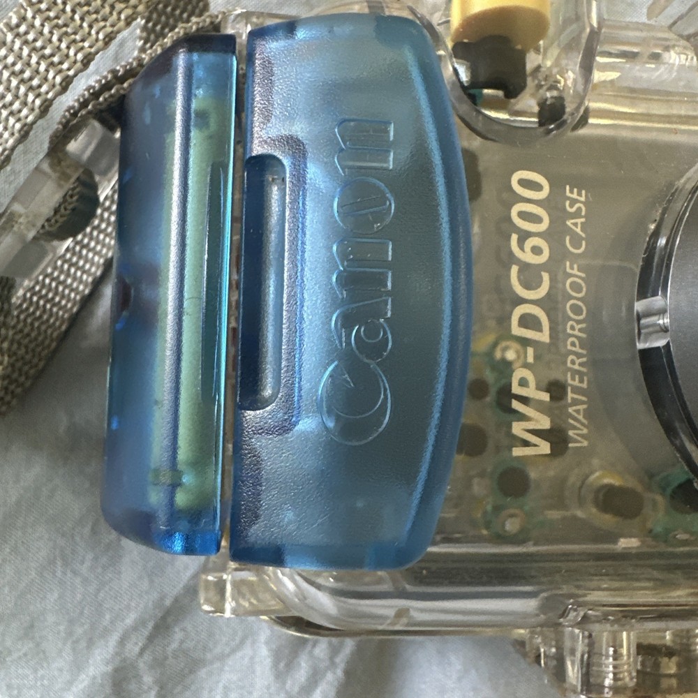 Canon WP-DC800 Waterproof Camera Case Leak Tested Excellent