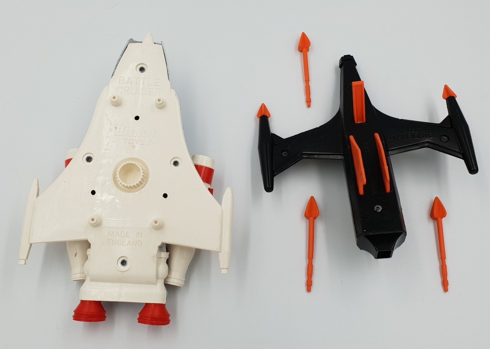 SPACE : SPACE BATTLE CRUISER & TRIDENT STARFIGHTER DINKY MODELS (DRMP)
