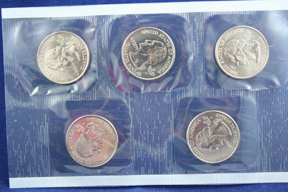 2000 P & D Uncirculated Mint Set 20 Coins