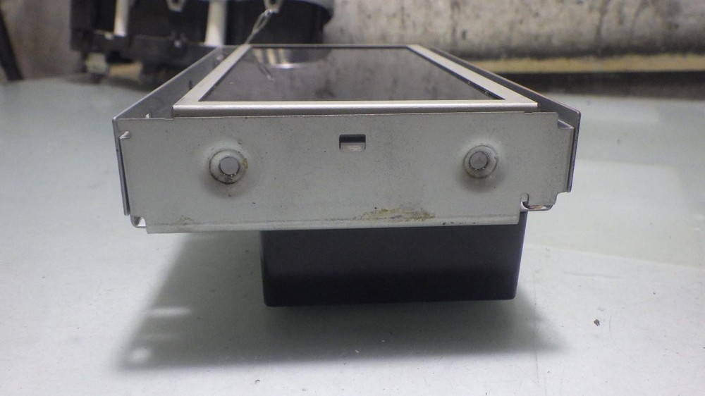 06 NISSAN MAXIMA Info Screen 28090ZK00A