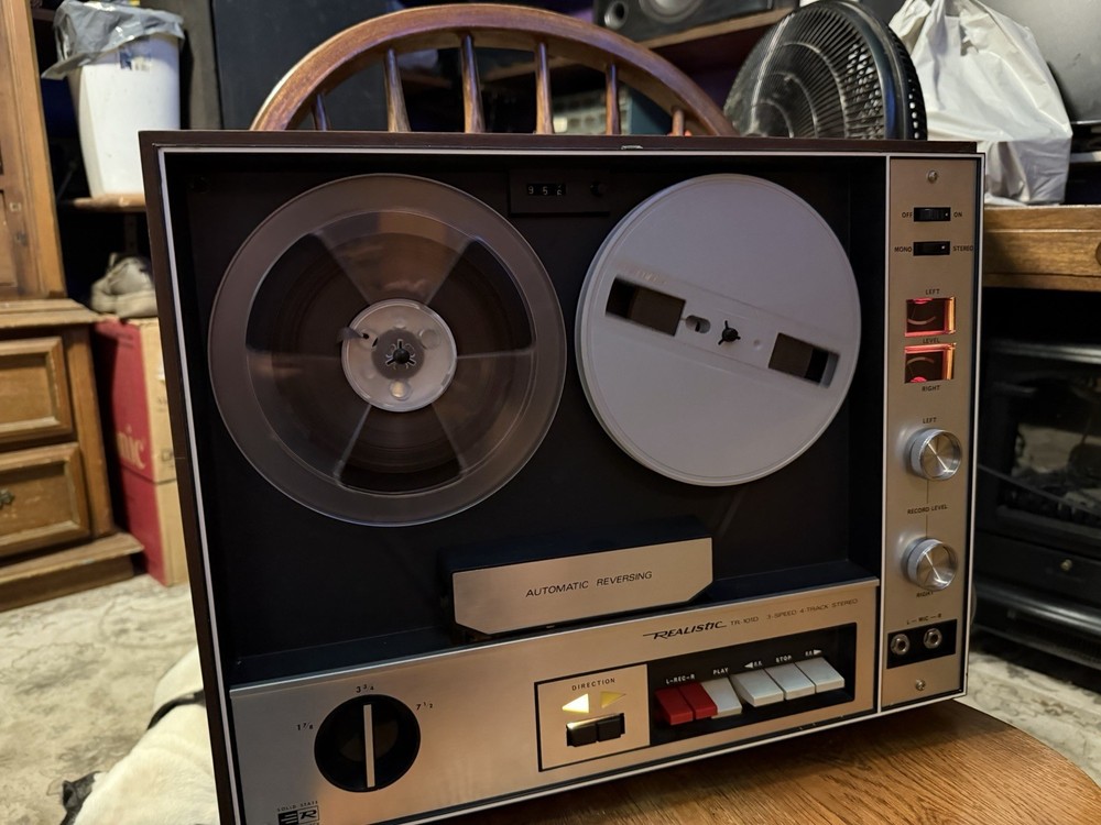 Realistic TR-101D 3 Speed 4 Track Stereo Please Read Description
