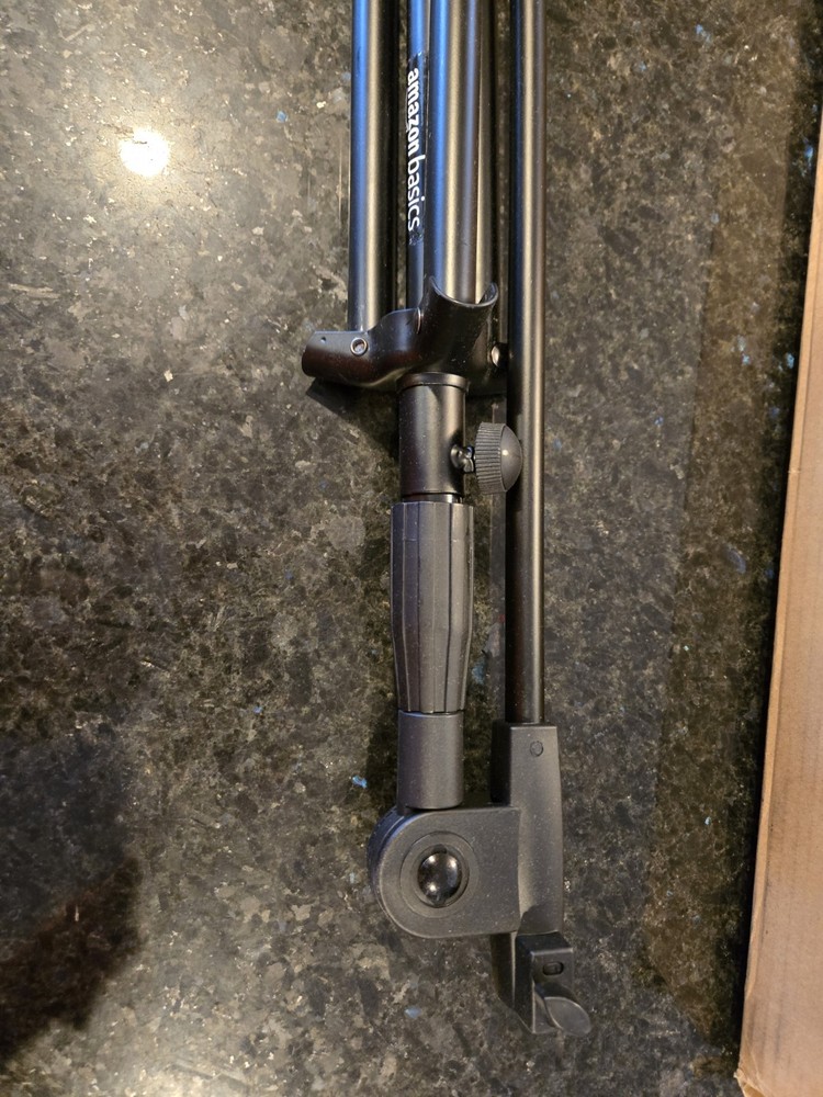 Amazon Basics Tripod Mic Stand With Boom. Good Condition