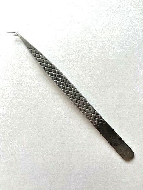 DIAMOND GRIP VOLUME LASH TWEEZERS