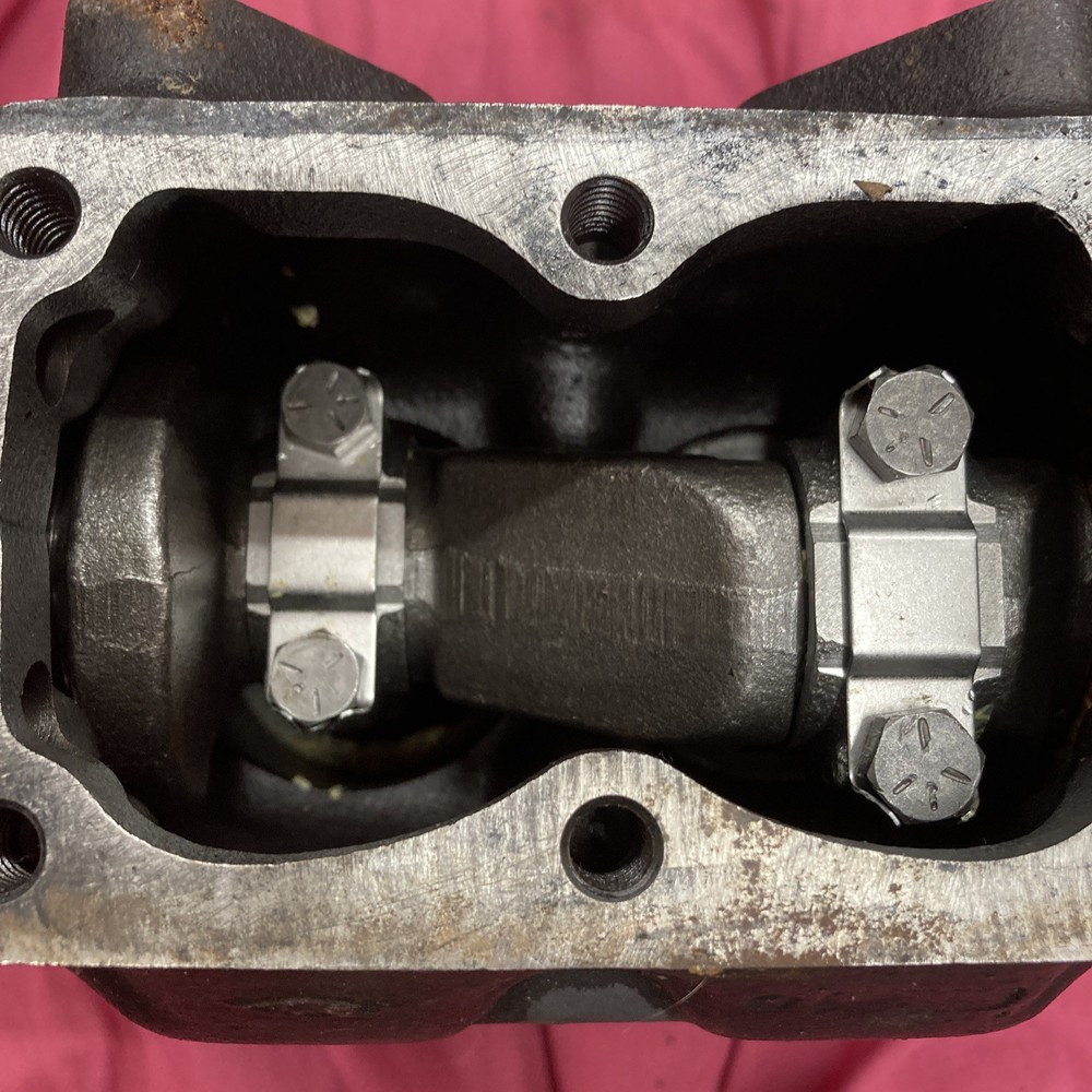 CAT TU-FLO 501 Compressor Caterpillar Bendix 249960 3208 ?