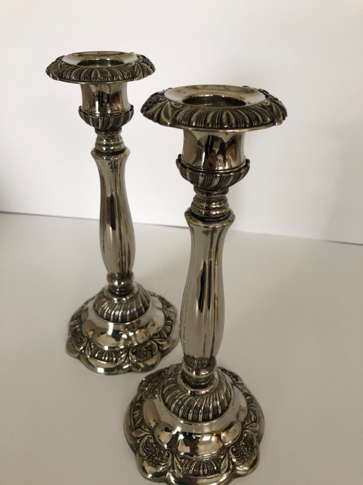 Godinger Silver Candleholders with beautiful design.