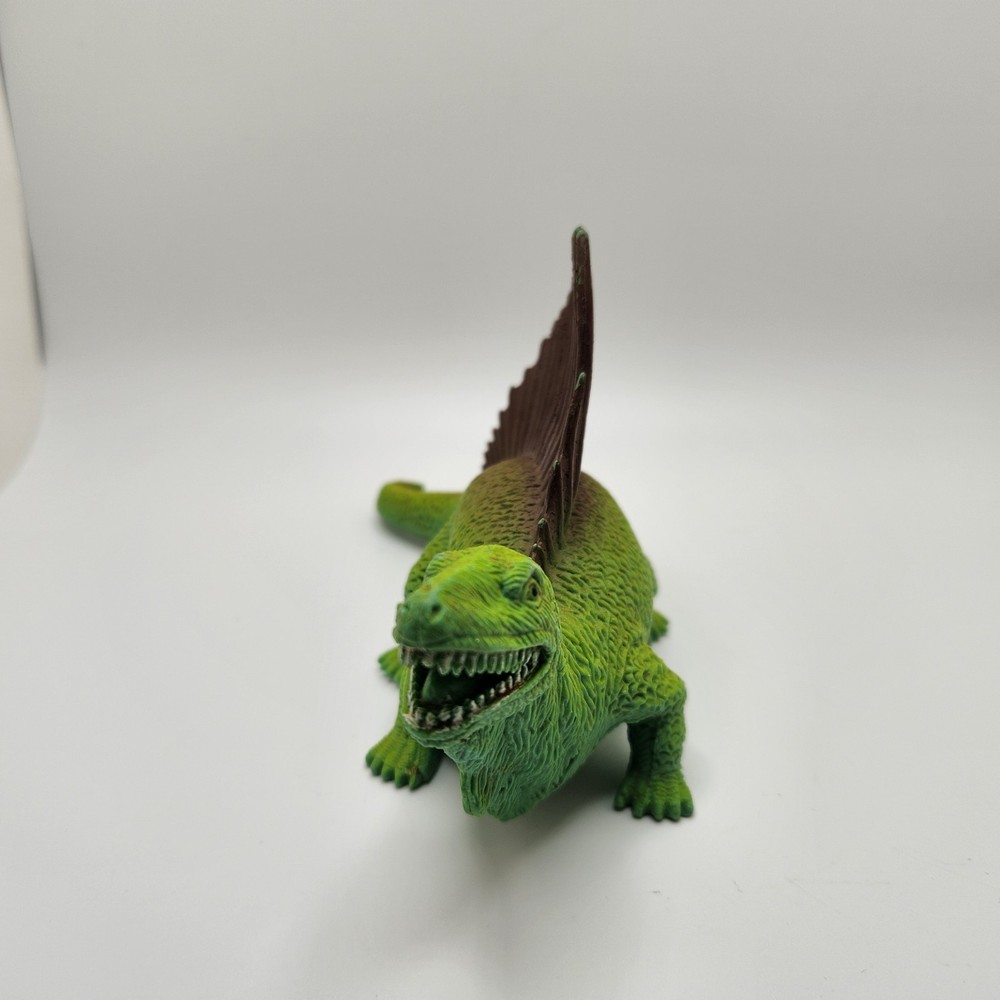Edaphosaurus Green Plastic Toy Dinosaur 8"