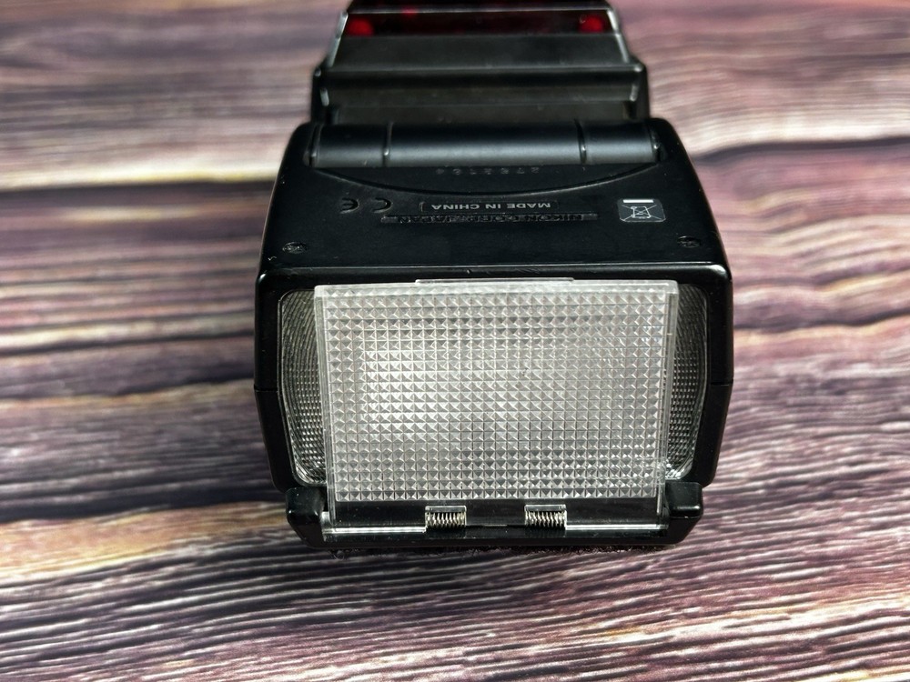 Nikon Speedlight Shoe Mount Flash SB-600 LOOK! Camera Flash