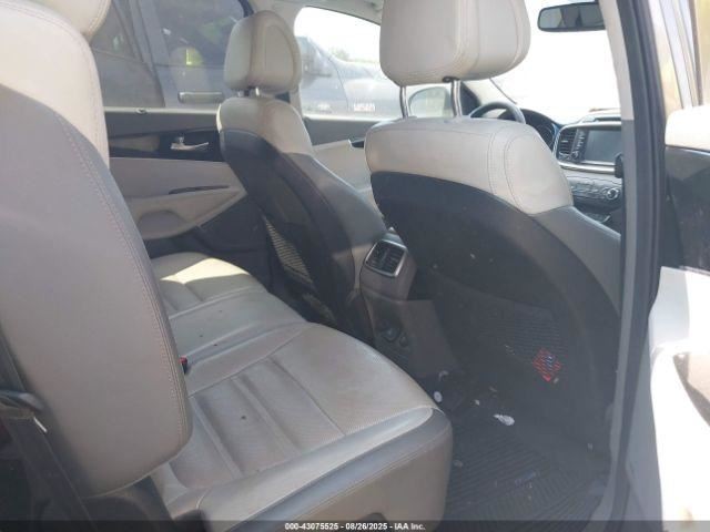 SORENTO 2016 Glove Box 4876325