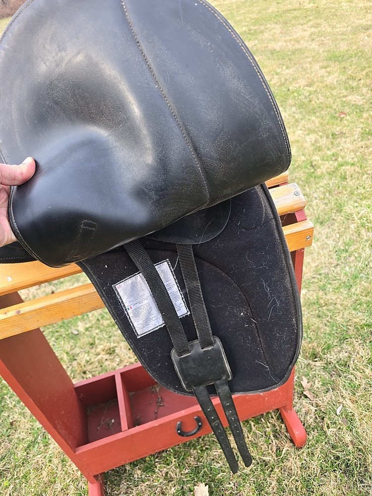 Dressage Saddle Synthetic