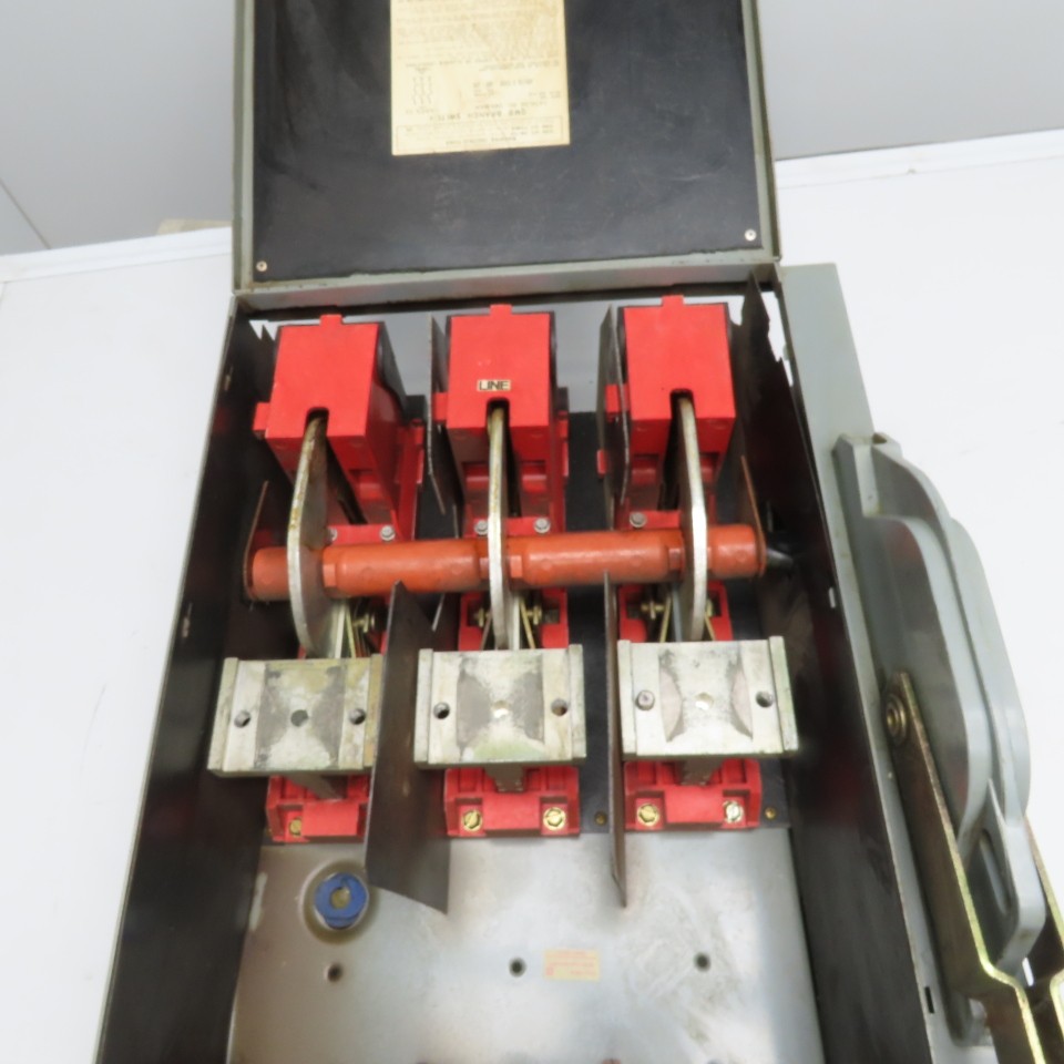 Square D QMB-366W Series E2 600A 3 Pole 600VAC Panelboard Disconnect