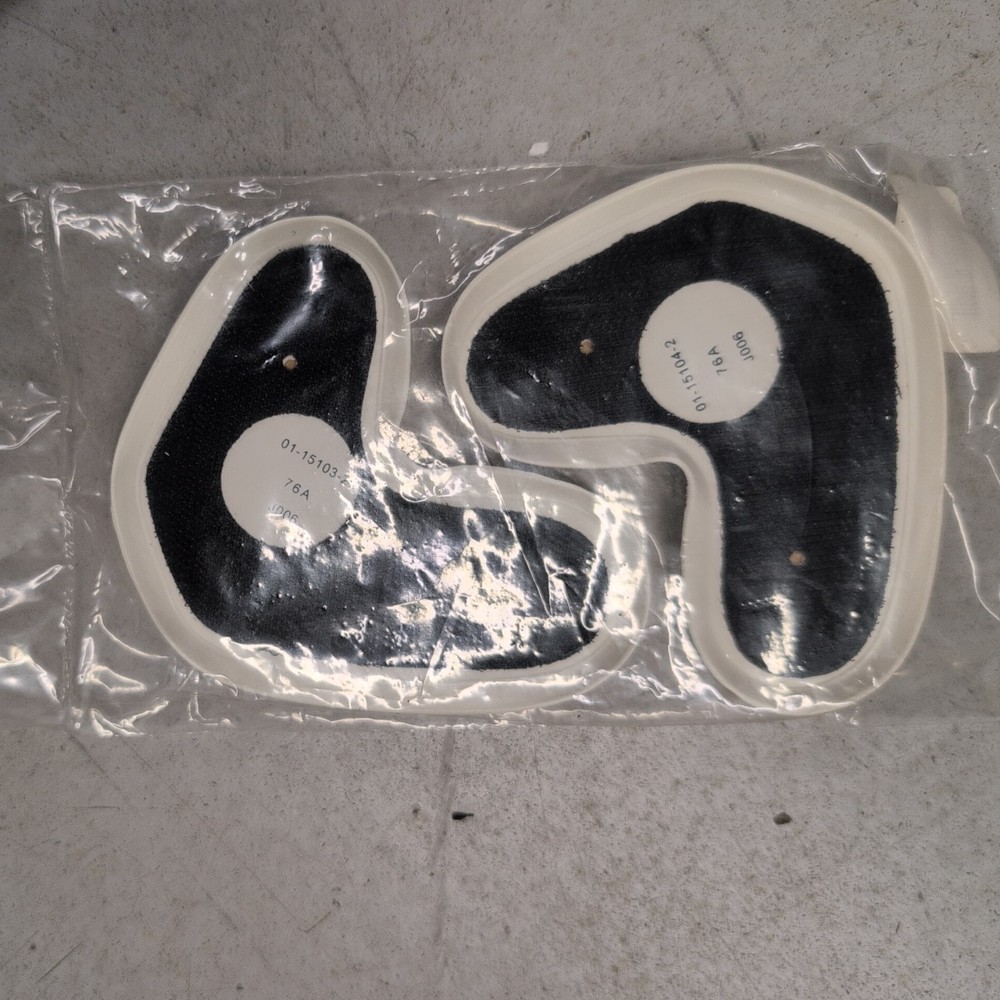 Schutt Inter-Link Jaw Pad Replacement Covers White (1 Pair)