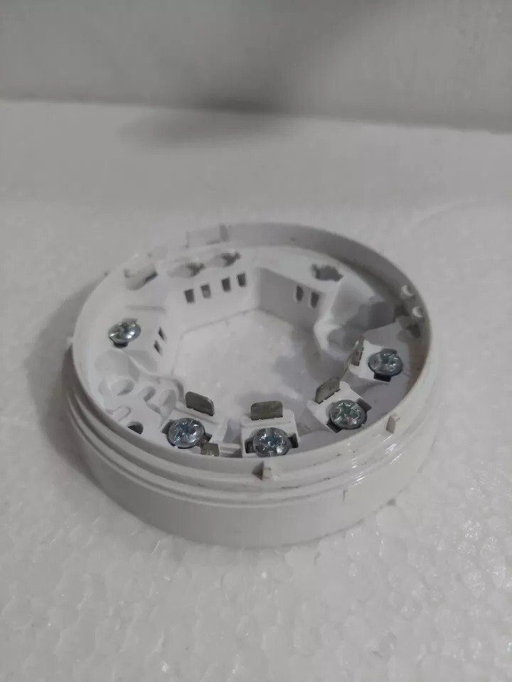 APOLLO SMOKE DETECTOR BASE UNIT