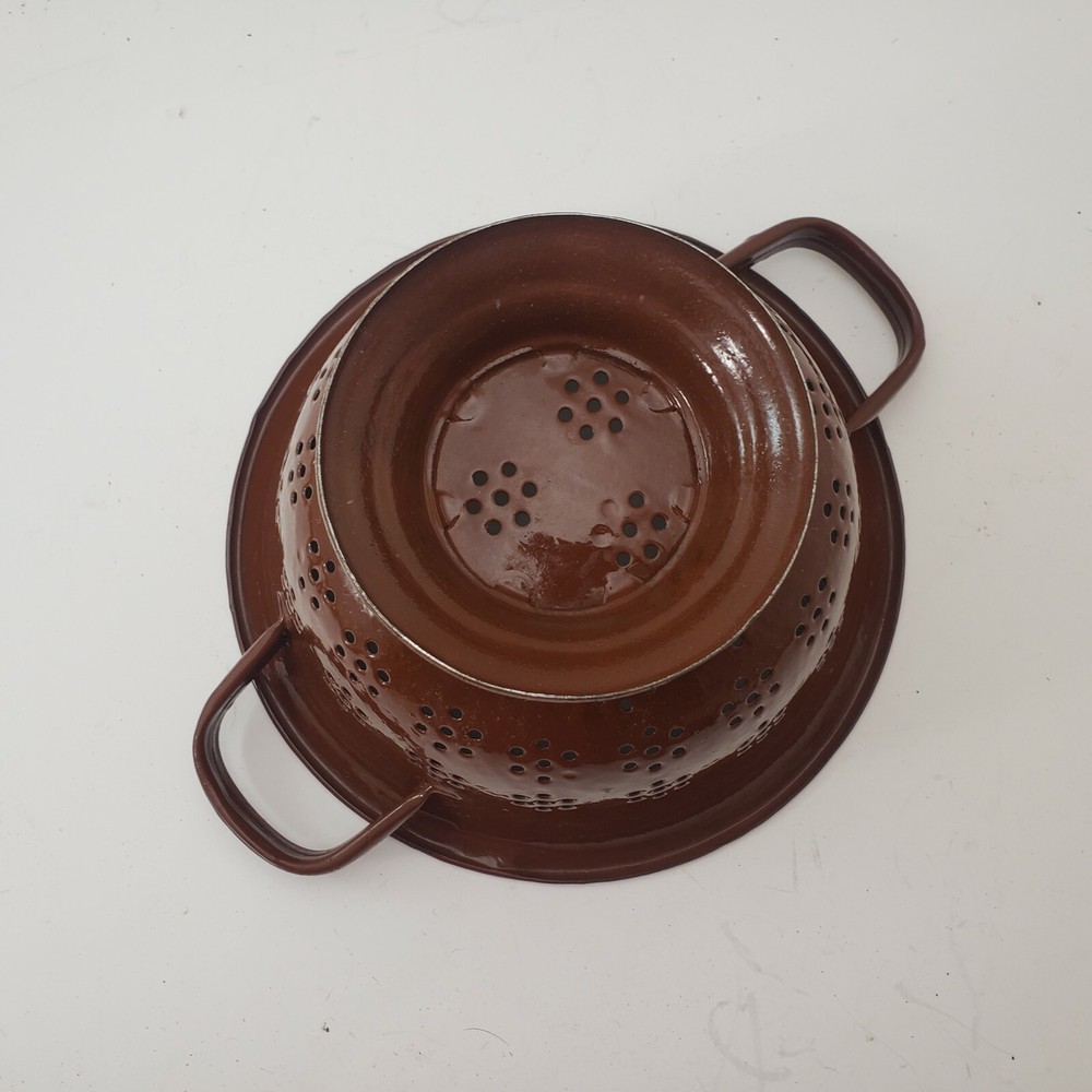 Vintage Painted Kitchen Colander Pedestal Base 2 Handled Brown Painted Strainer