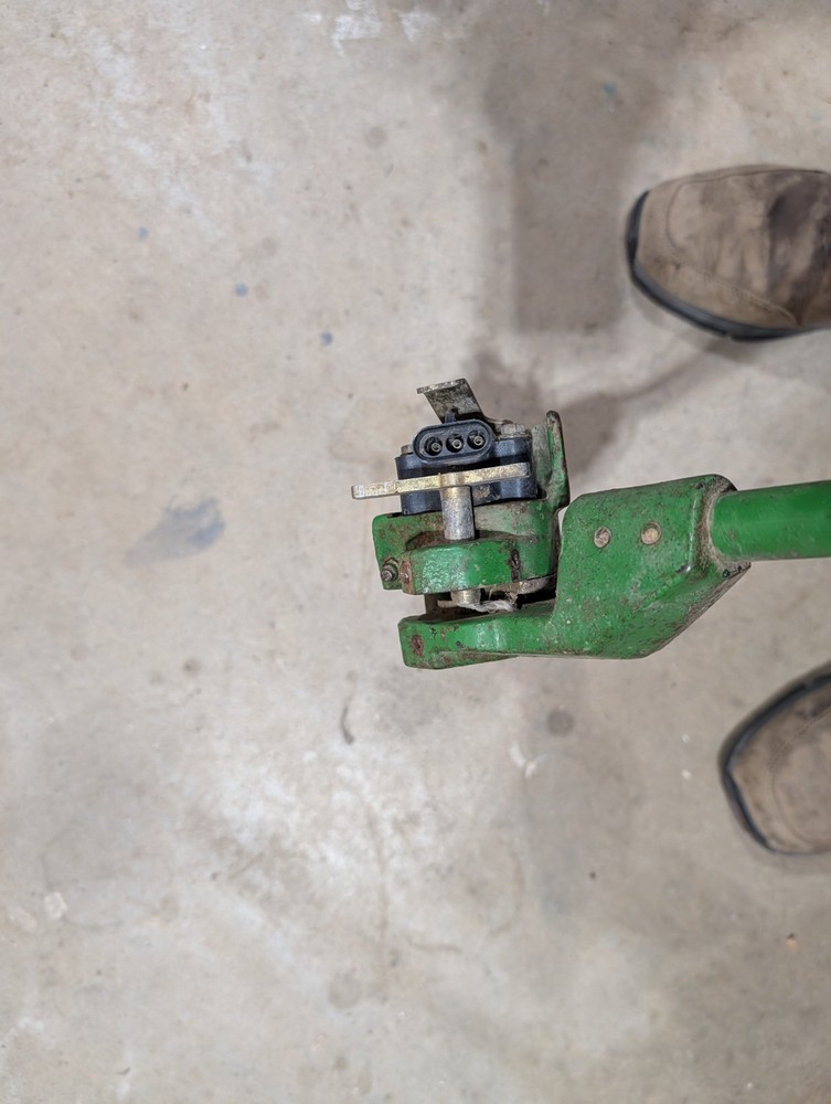 John Deere Cornhead Active Height Control Arm Sensor (replaces JD #BH81810)