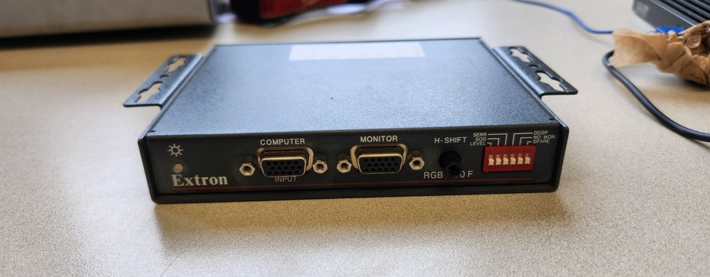 Extron RGB 190F Universal Computer Video Interface