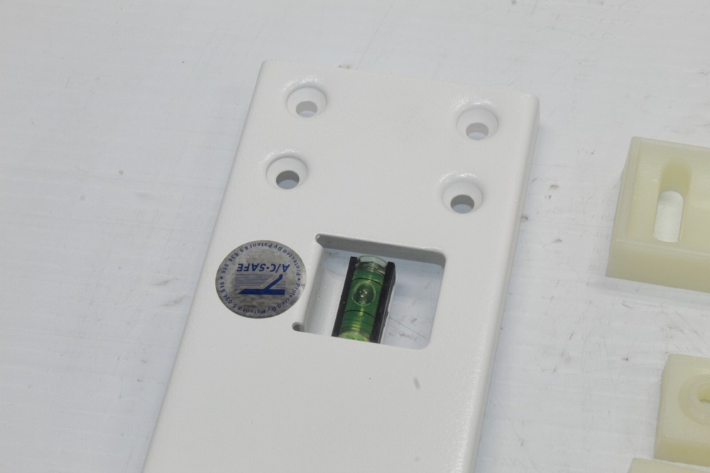 Universal Air Conditioner Support Bracket AC-080