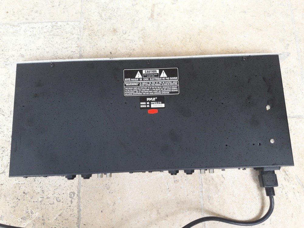 PYLE PRO 15 BAND GRAPHIC EQUALIZER PPEQ-215