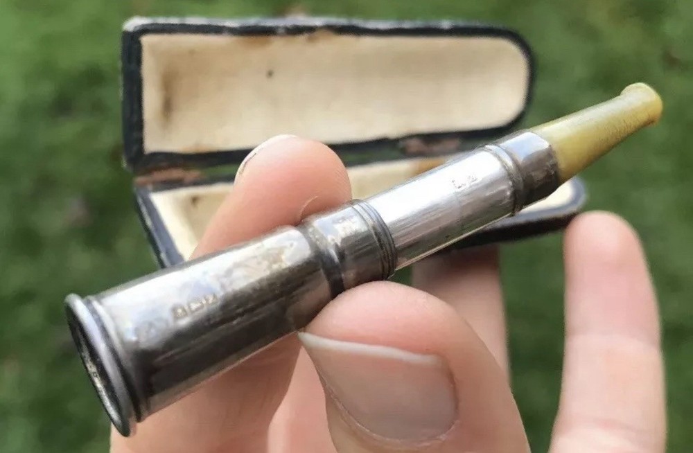 Sterling Solid Silver Hallmarked Hunting Bugle Horn Cigarette Cheroot Holder