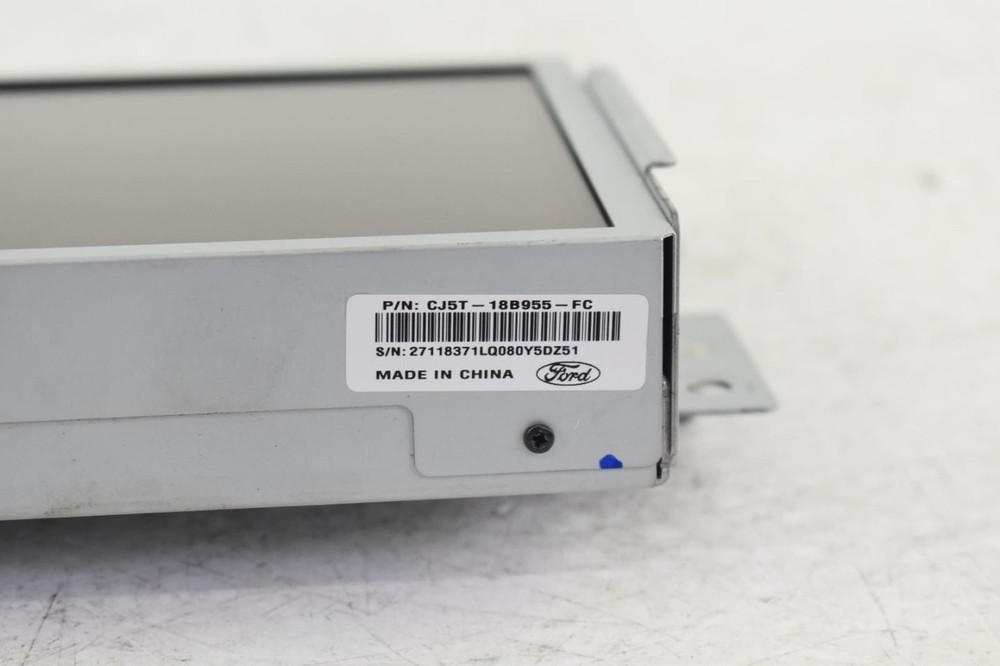 2013 Ford Escape 8 Display Screen OEM Used, Reprogramming Required