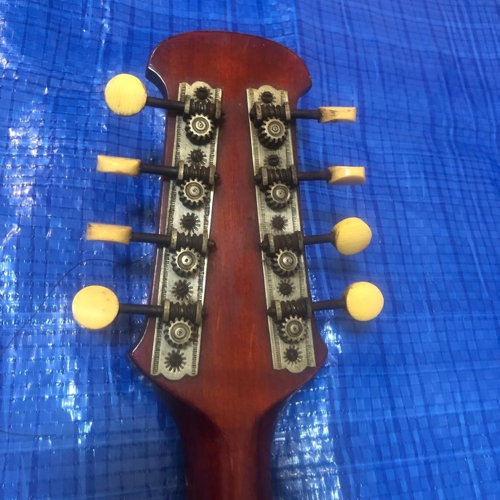 Wooden mandolin 8 string flower pattern