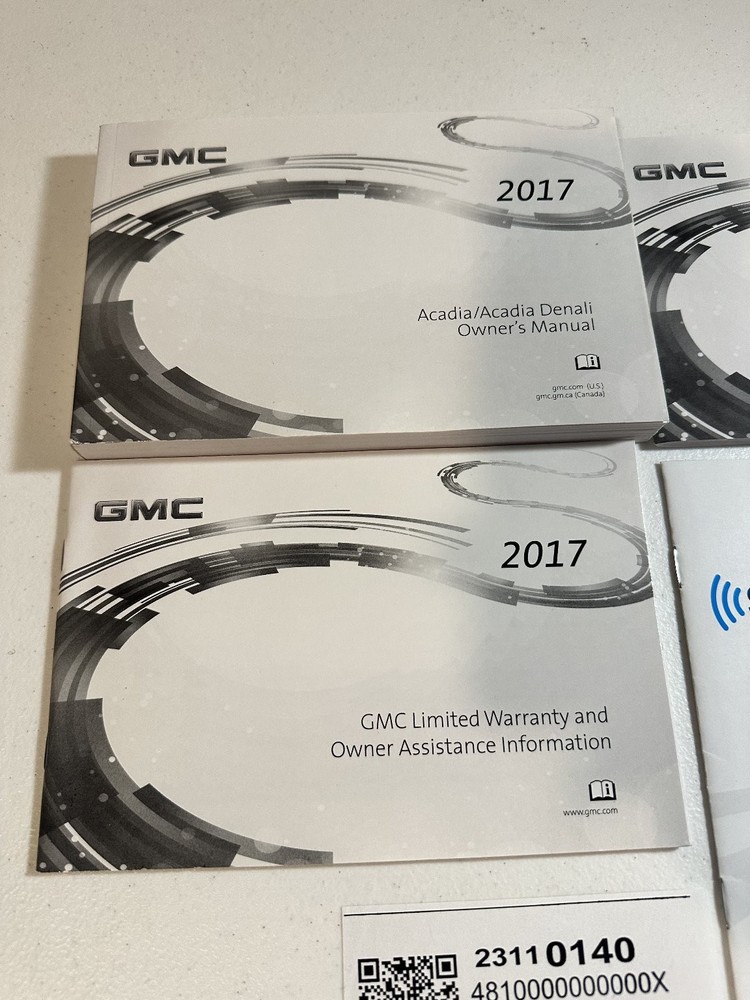 2017 GMC Acadia Owner Manual Set
