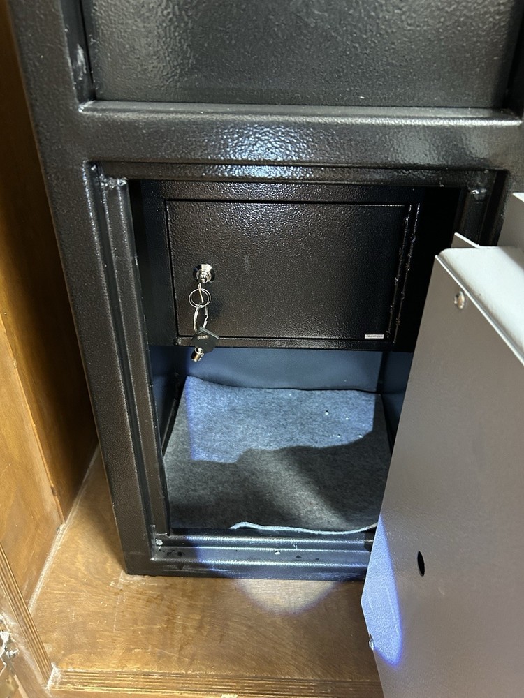 Mesa Depository Combination Safe