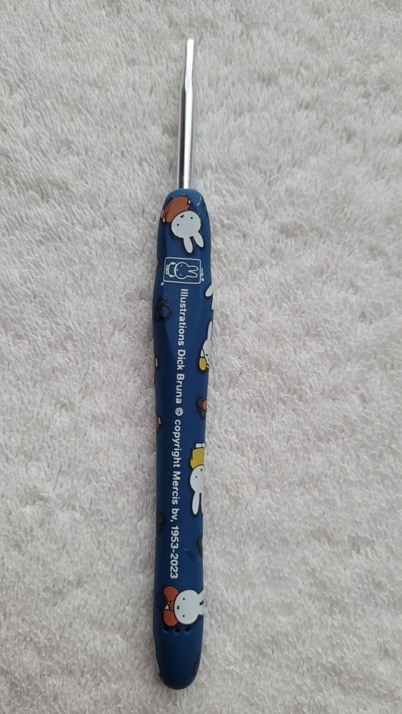 Preowned Miffy Wooble Ergonomic Crochet Hook