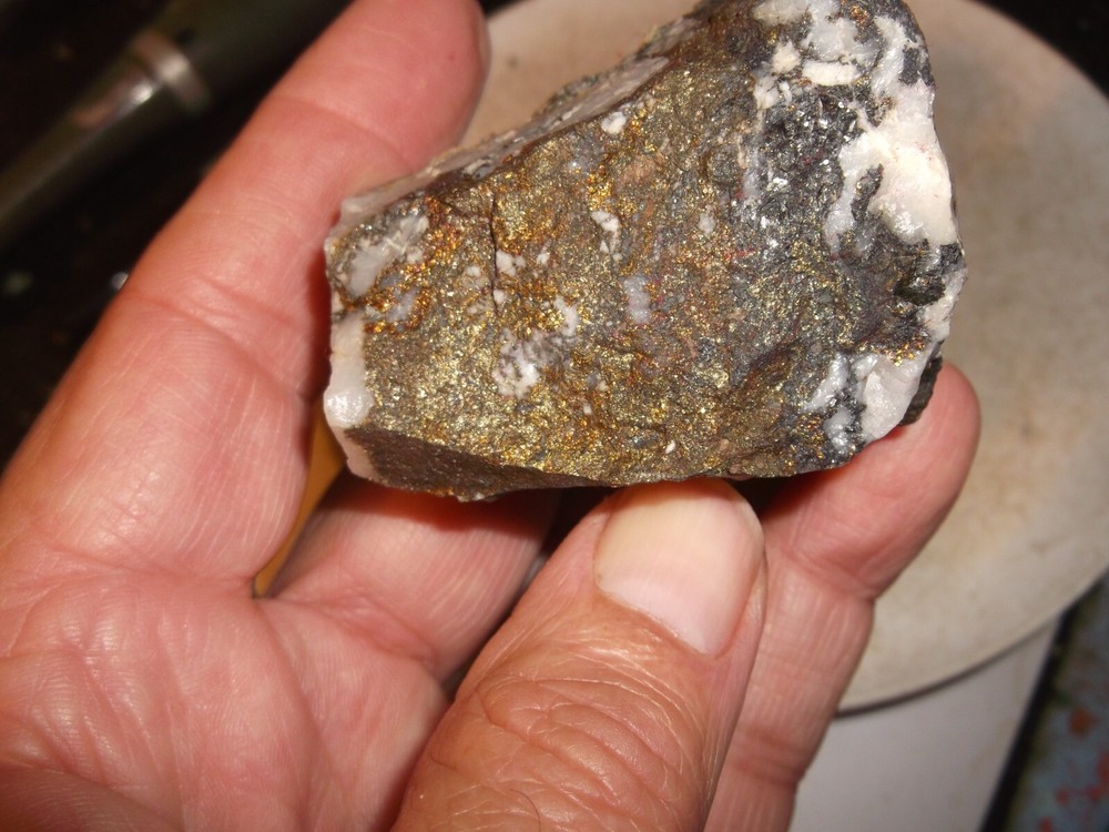Gold, silver, copper, 166 grams samples ,ore high grade .