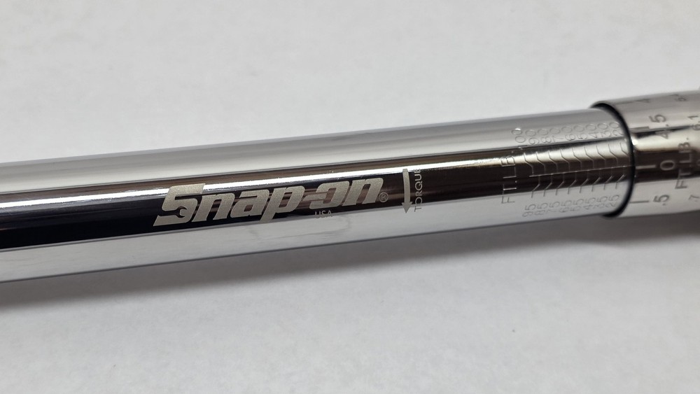 Snap-On QE2R100R 3/8" Drive Adjustable Click-Type Micro Torque Wrench
