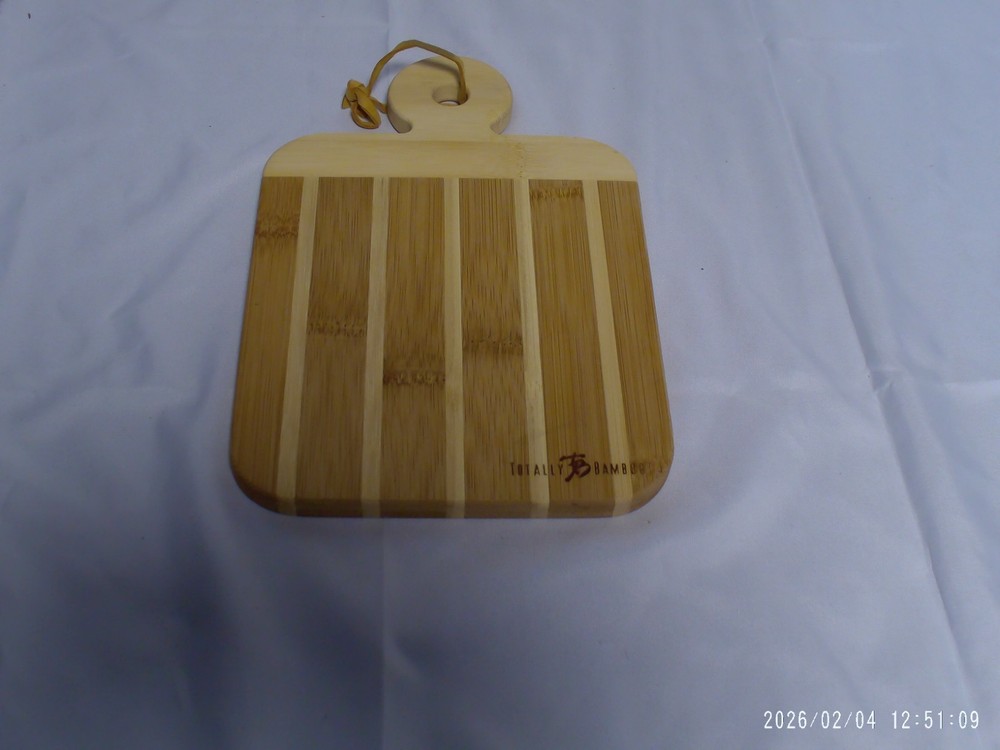 'Pre-Owned' Never Used Totally Bamboo 6"x9" Nashville Skyline Serving Board