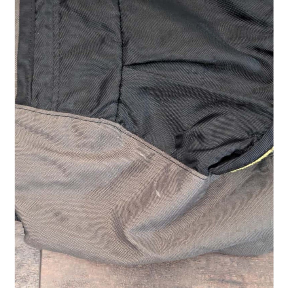 Mountainsmith Anvil Daypack, Gray & Black