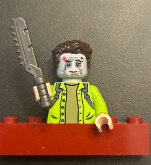 KTown Bricks Zombie Head W/ Blade