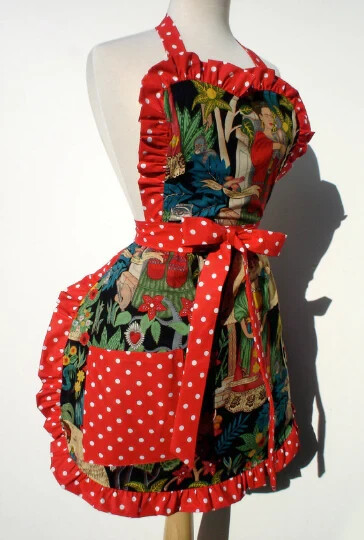 Frida Apron in Black and Red